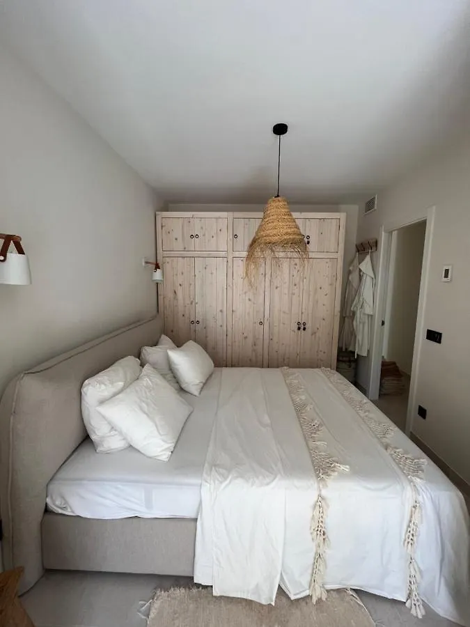 Casa Duende, Estepona, Private Beach House With Heated Pool 0*, Estepona